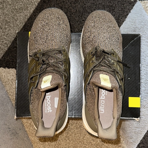 Adidas Ultraboost - Picture 6 of 7